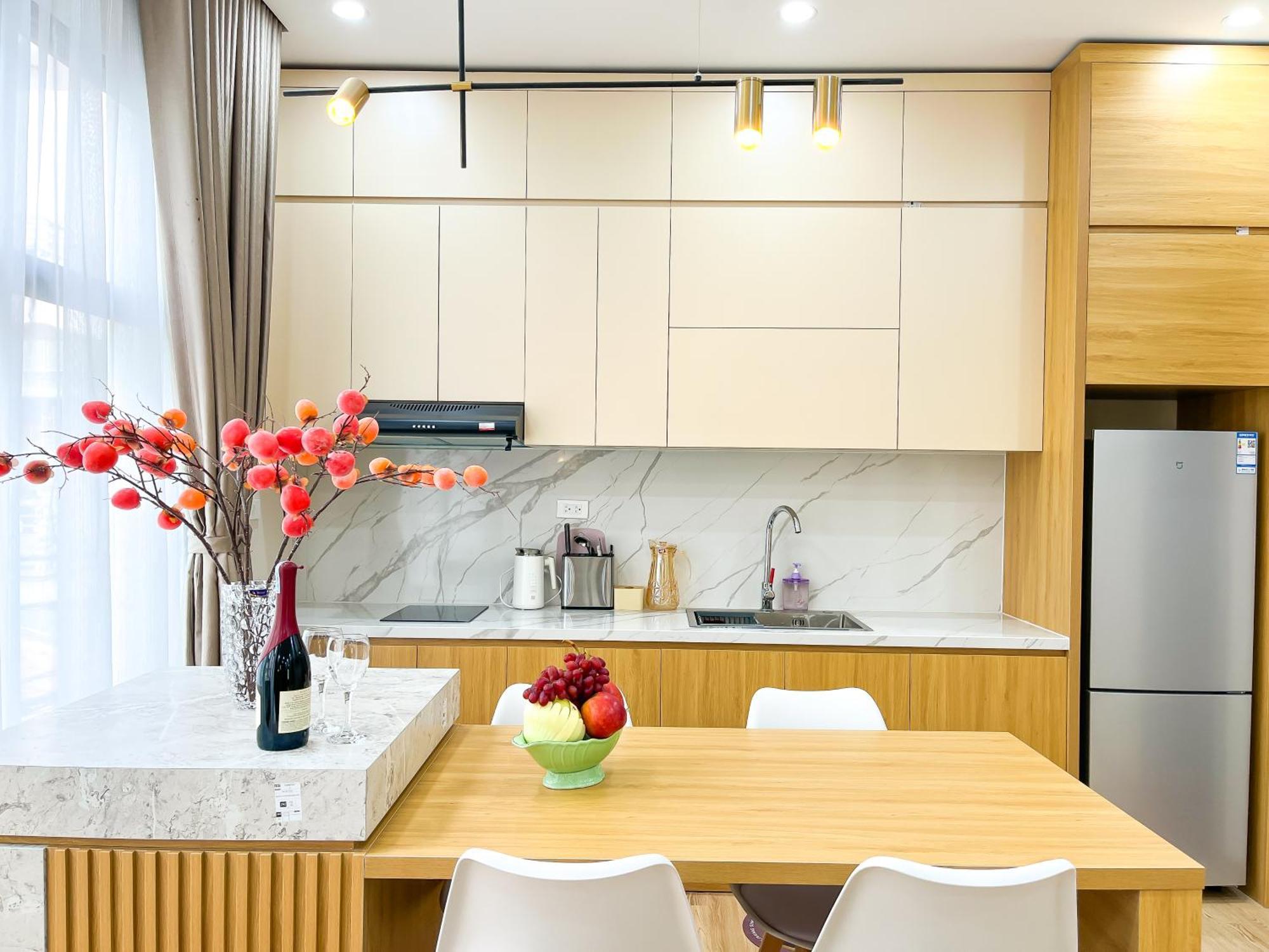 Amazing Housing Lac Long Quan Hanoi Eksteriør bilde
